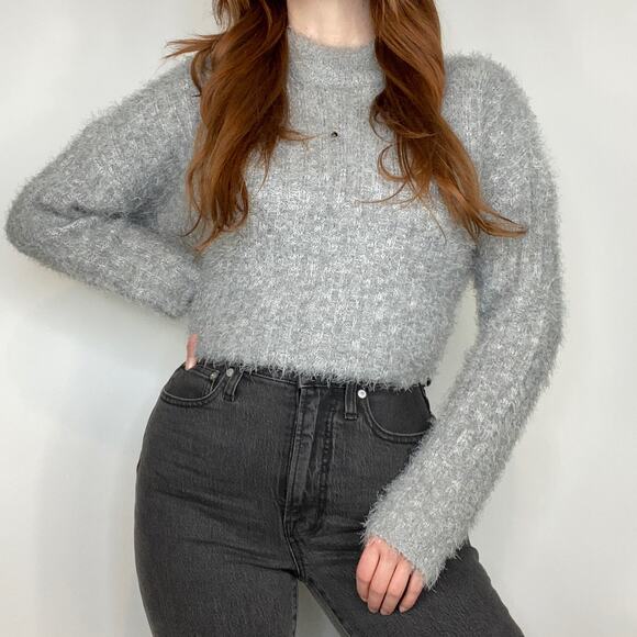 NWOT Candies XL Light Gray Fuzzy Eyelash Semi Cropped Crewneck Sweater - Picture 2 of 9